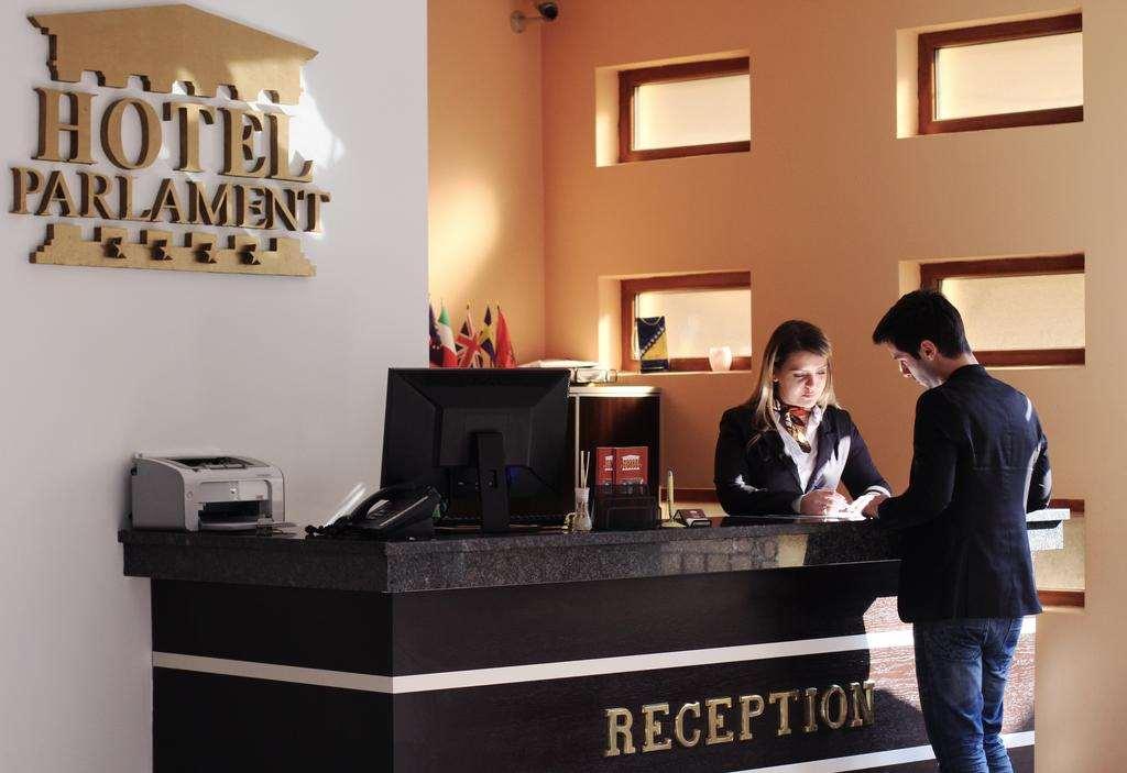 Hotel Parlament Πρίστινα Εσωτερικό φωτογραφία